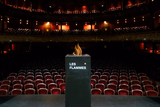 Mise en scène lumière pour un lancement de produit premium